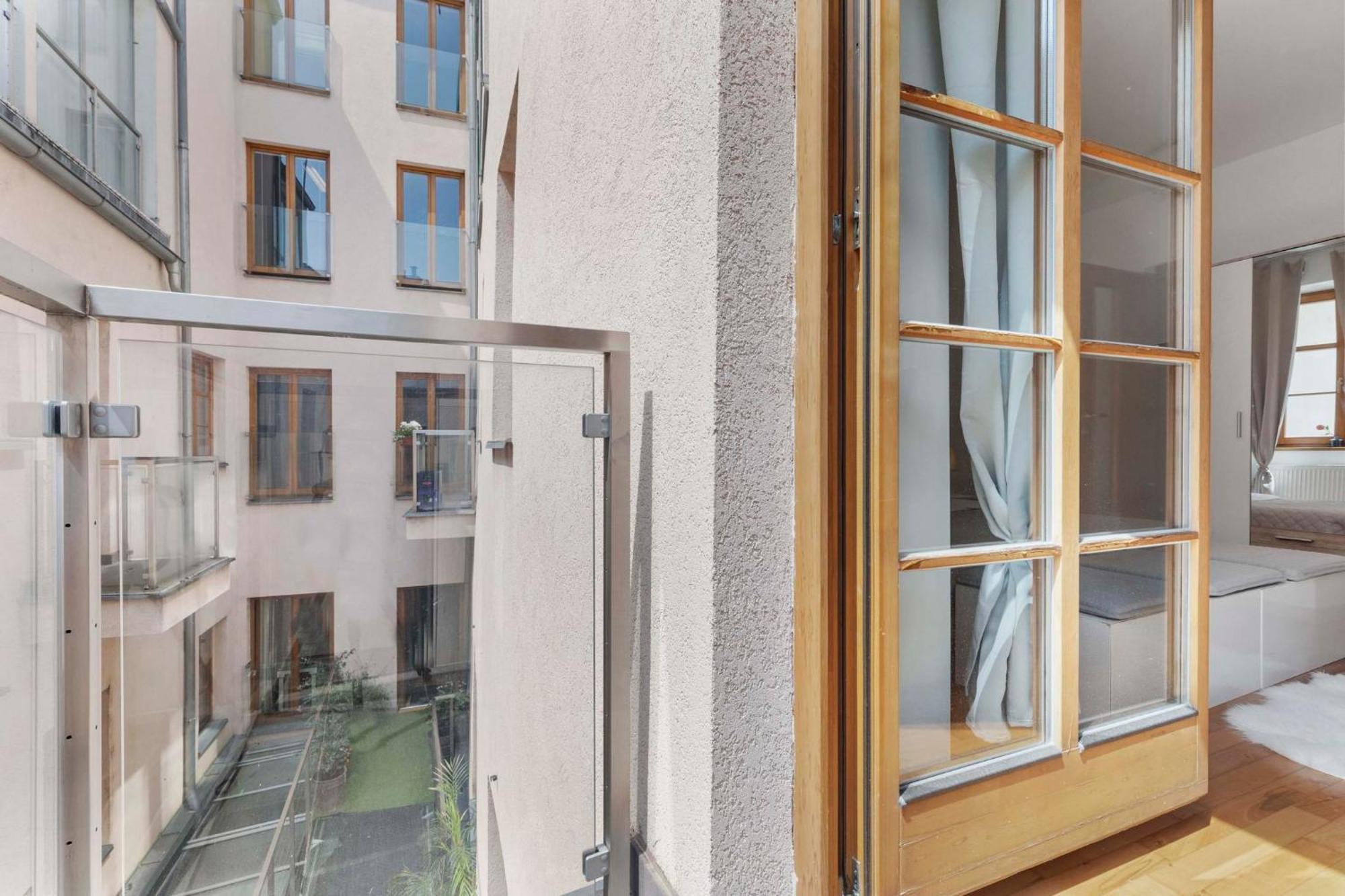 Charming Apartment In The Heart Of Bratislava Luaran gambar