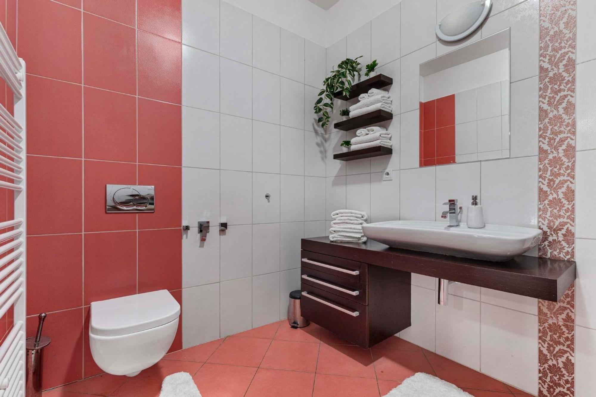 Charming Apartment In The Heart Of Bratislava Luaran gambar