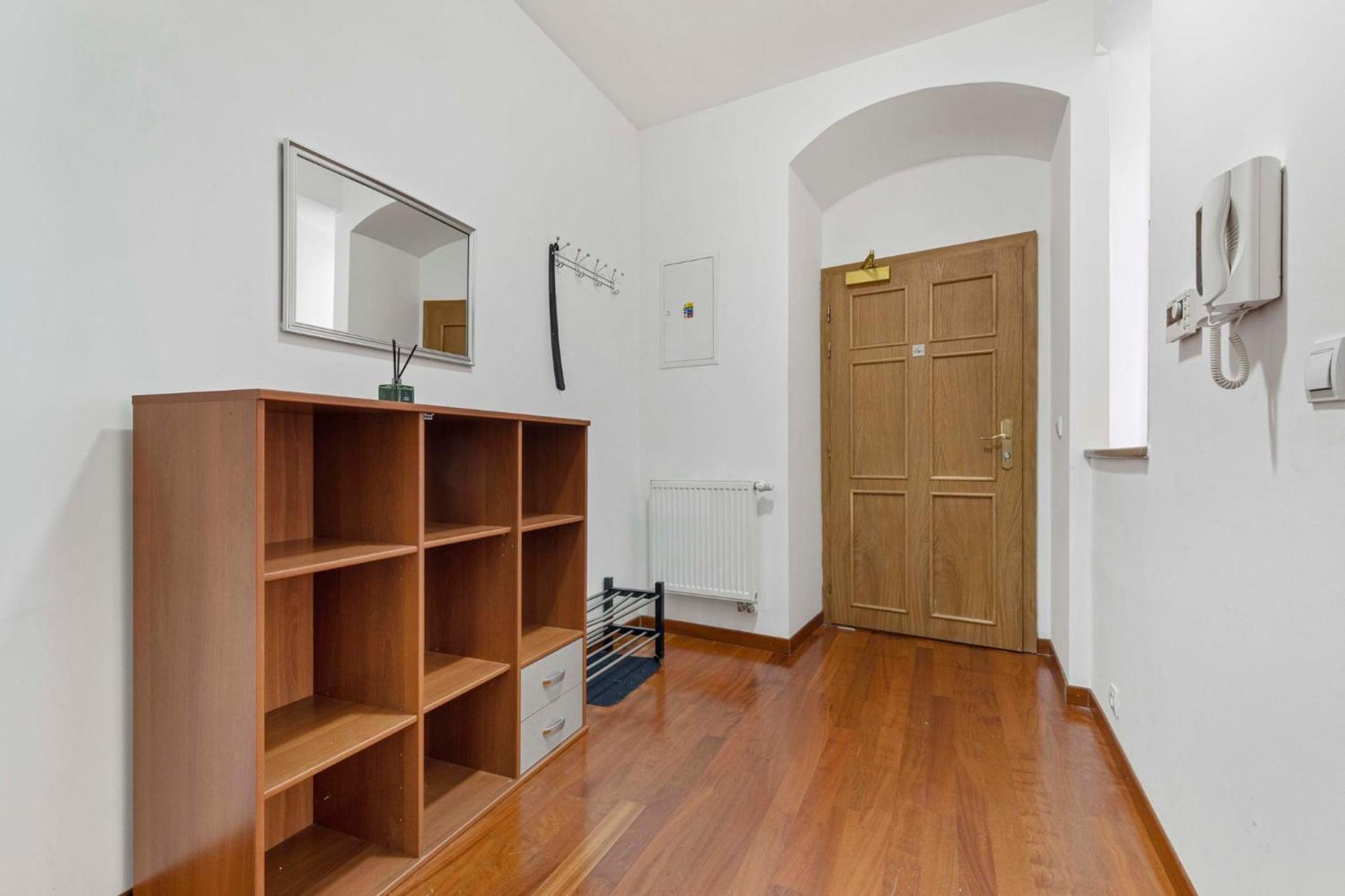 Charming Apartment In The Heart Of Bratislava Luaran gambar